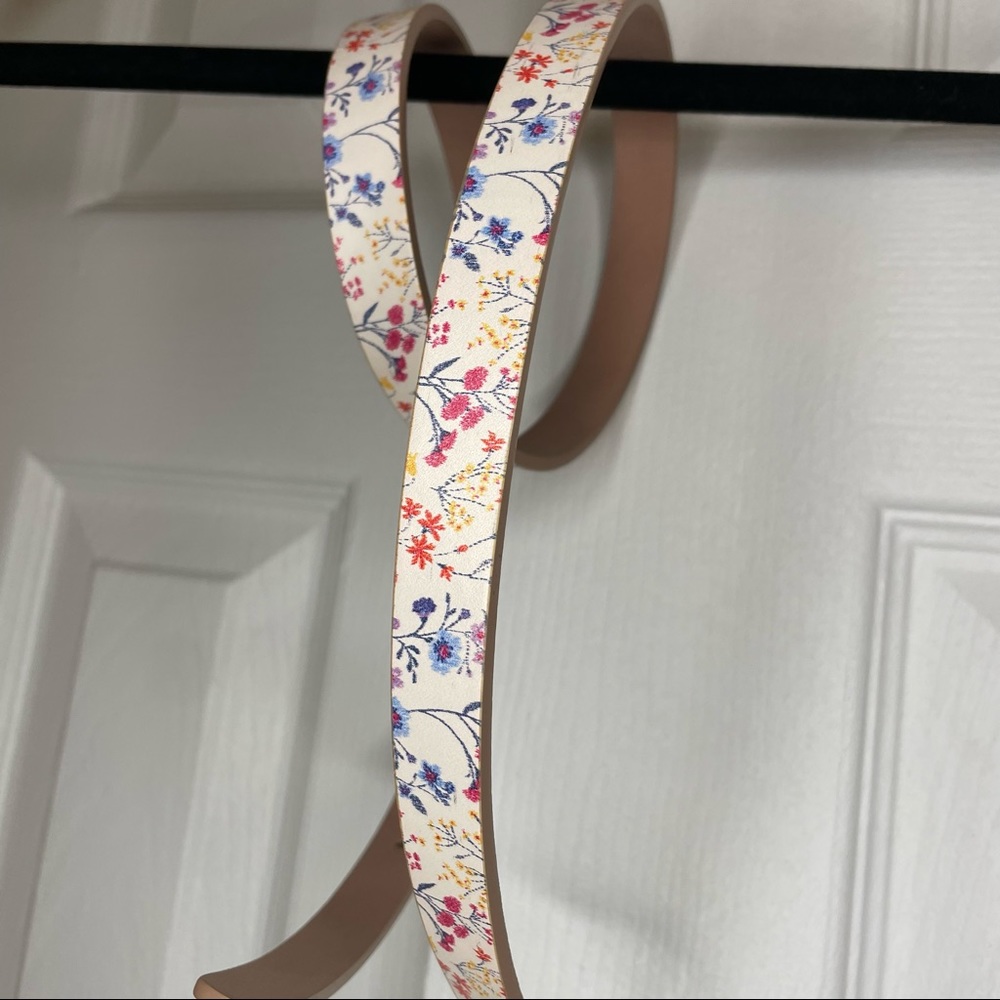 Floral belt 39 inches